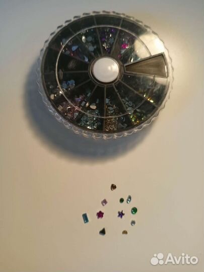 Стразы для ногтей