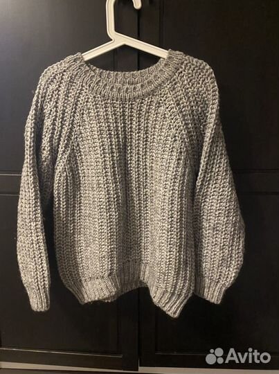 Свитер
