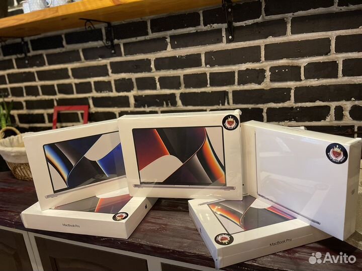 Apple macbook pro 13/14/16 (M1 pro, M2)