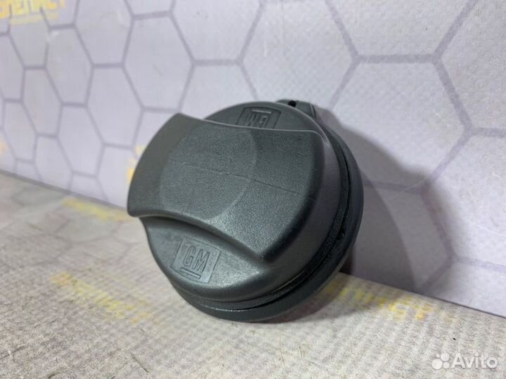 Крышка бензобака Opel Astra J 2013