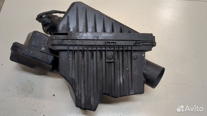 Корпус воздушного фильтра Nissan Primera P12, 2002