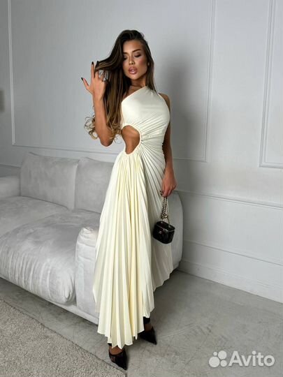 Платье Yves saint Laurent