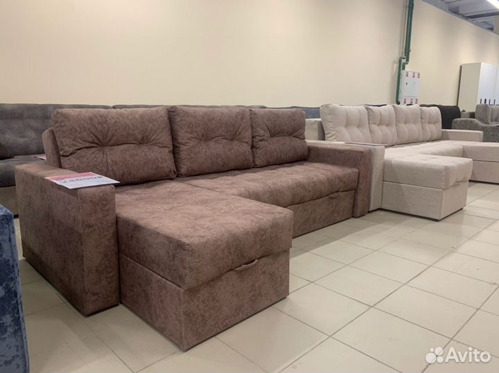 Диван угловой в наличии