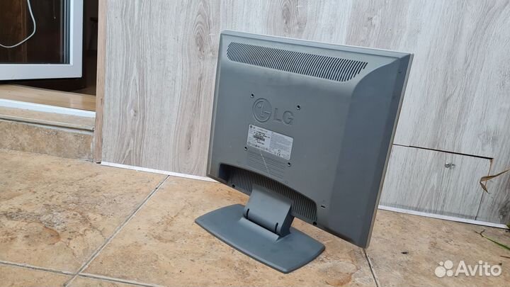 Монитор LG L17MS-5. Неисправный. Беспл. подвезу
