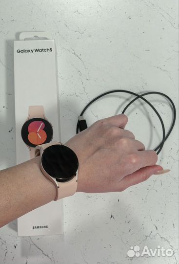 Часы Samsung galaxy watch 5 40 мм