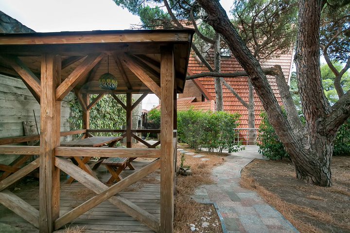 Дом 350 м² на участке 3 сот.