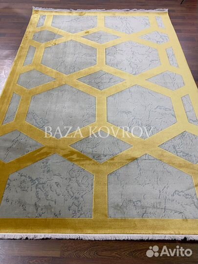 Ковер современный