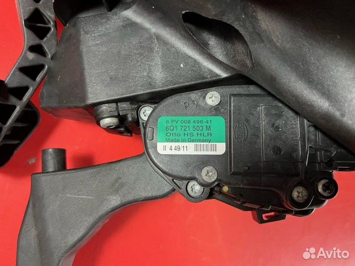 Педаль Skoda Fabia 2 1.4 CGG 2012