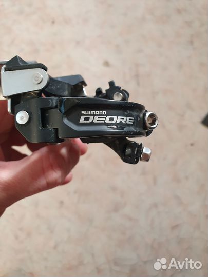 Передний переключатель shimano