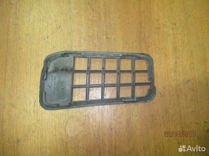 Крышка водосточной панели левая Accent 2 Акцент