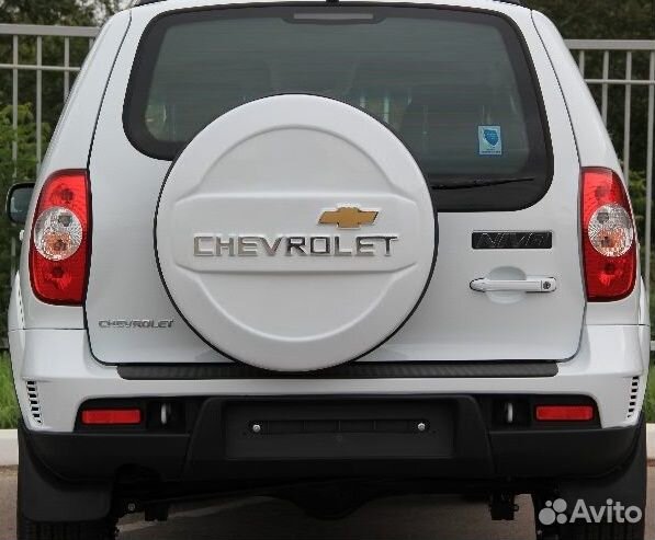 Чехол запасного колеса Chevrolet Niva тесненный