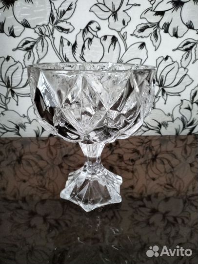 Ваза конфетница