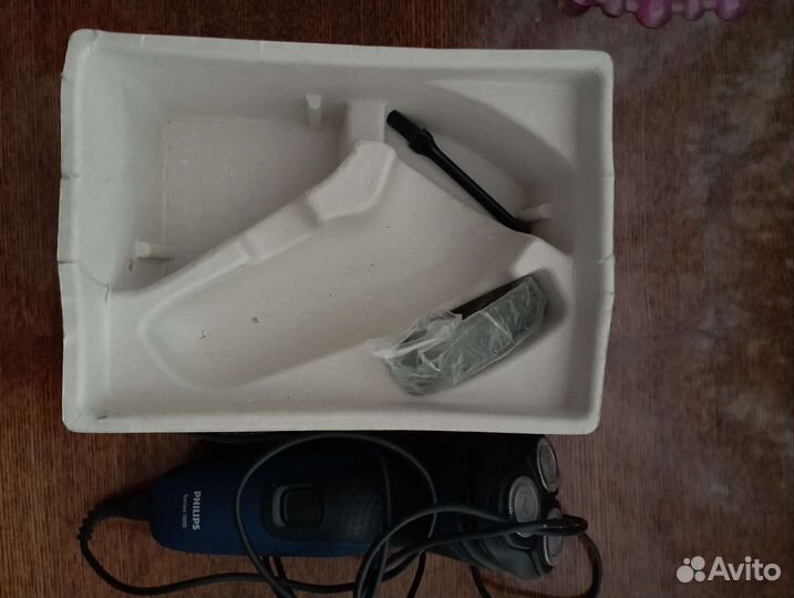 Электробритва philips