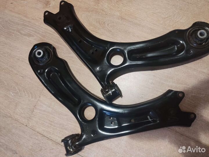 Рычаг передний правый, левый. Оригинал, VAG