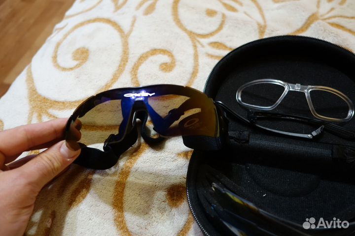 Очки Oakley
