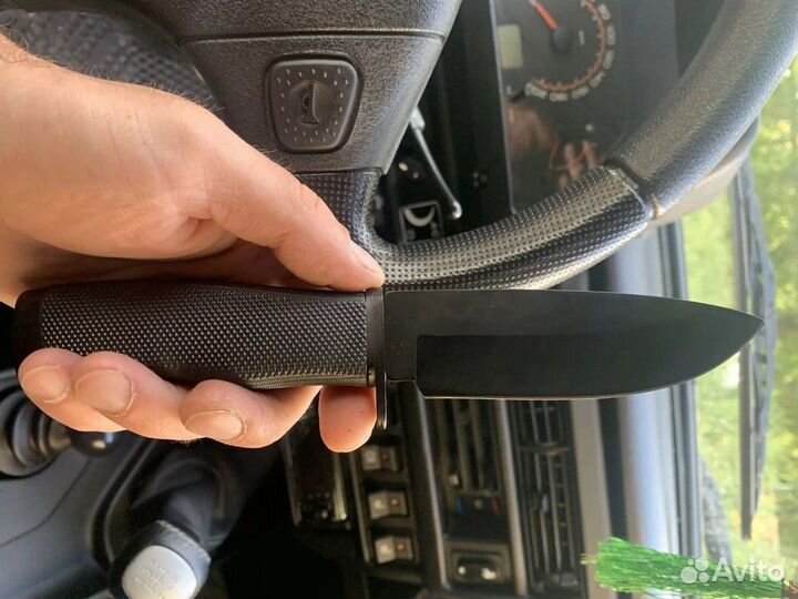 Нож простой удобный