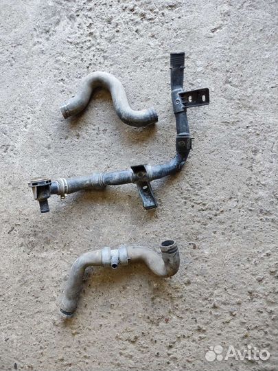 Citroen C4 B7 патрубок охлаждения