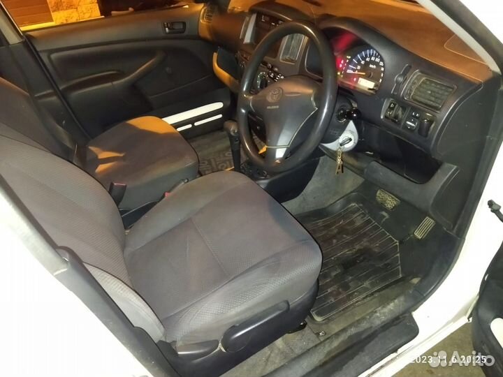 Toyota Probox 1.5 AT, 2006, 298 968 км