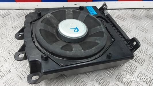 Сабвуфер BMW 6 E63/E64 (OPH01Q102)