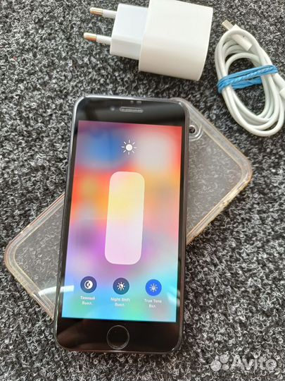 iPhone SE (2020), 64 ГБ