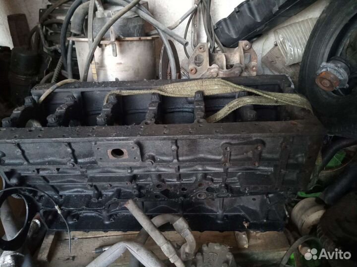 Блок двигателя