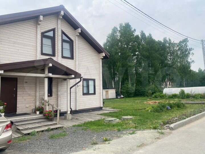 Коттедж 182 м² на участке 11 сот.