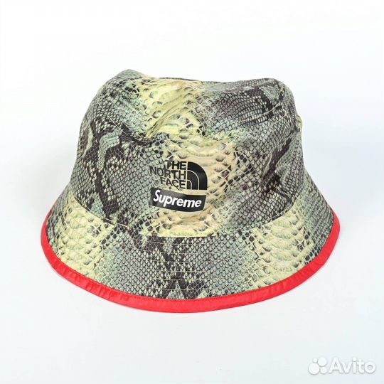 The North Face - Supreme