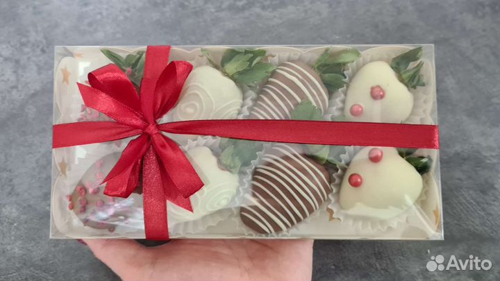 Подарки для девушки жены