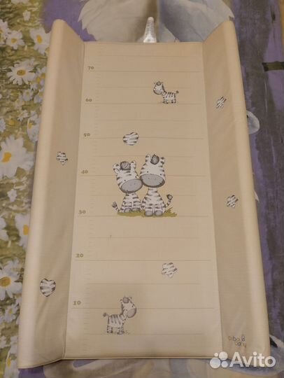 Пеленальная доска на кроватку