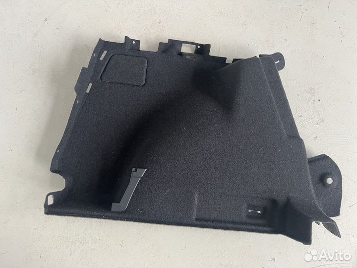 Обшивка багажника Skoda Karoq