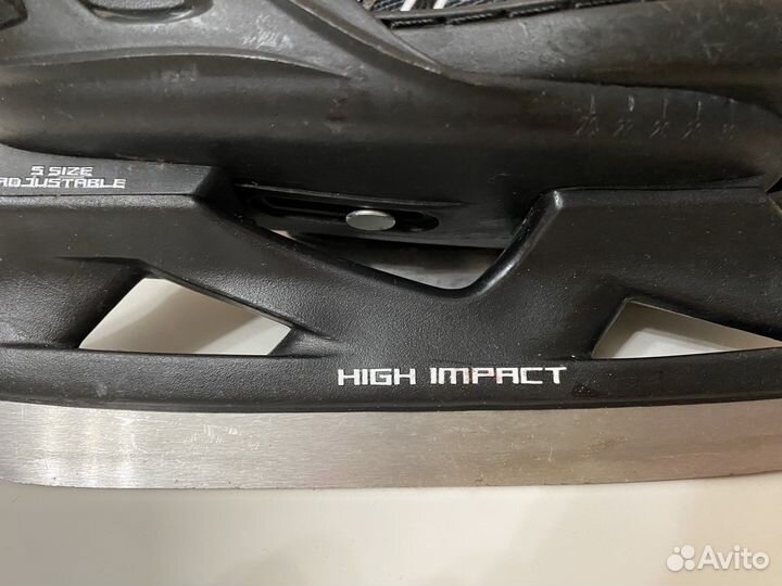 Коньки хоккейные детские