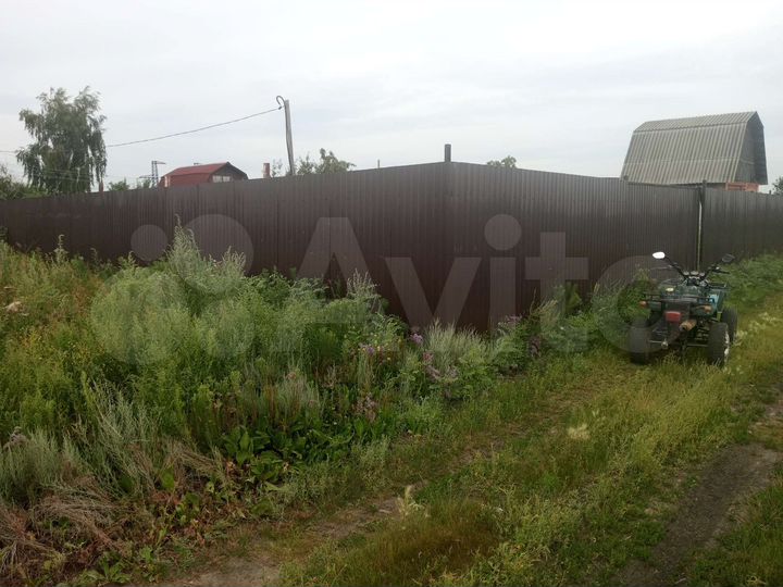 Дача 10 м² на участке 6 сот.