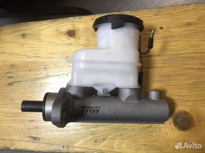 Главный тормозной цилиндр honda cr-v, civic новый