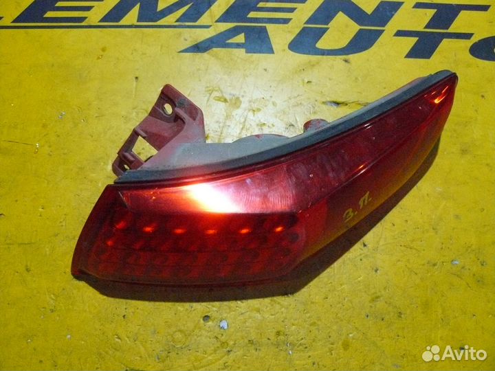 Фонарь задний правый для infiniti FX35 2003г