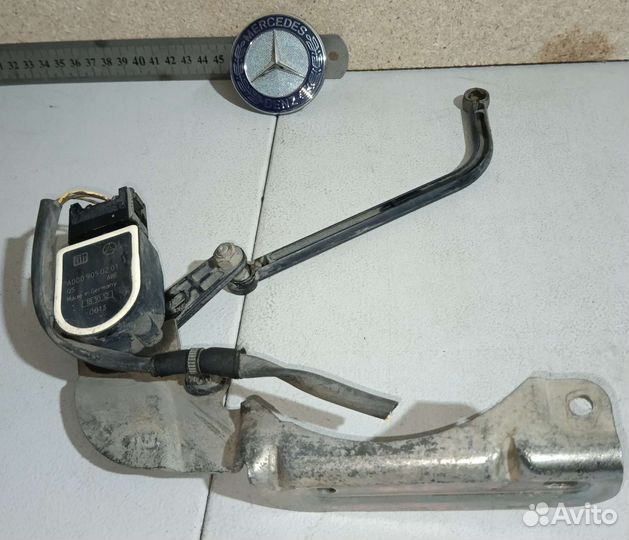 Датчик уровня подвески Mercedes W204 CClass