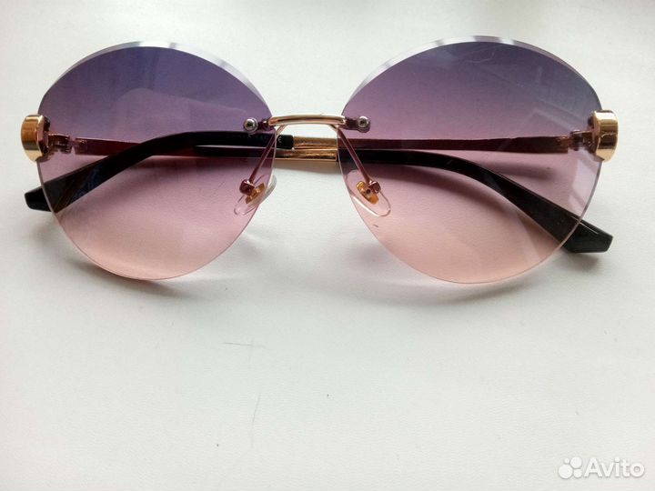 Солнцезащитные очки женские