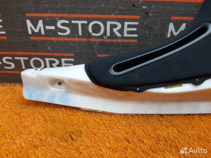 Обшивка стойки задняя левая Mercedes-Benz S-Class