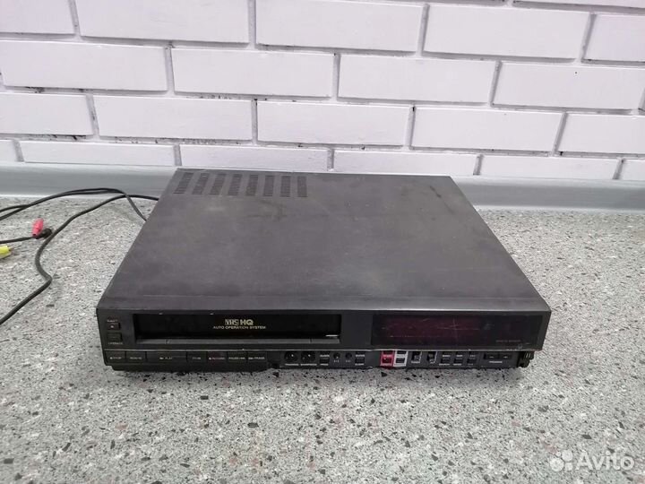 Видеомагнитофон