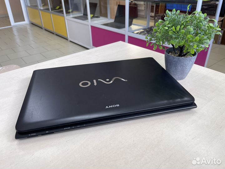 Большой/Классический/Черный Sony