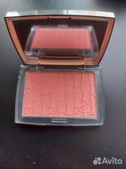 Румяна Dior Backstage