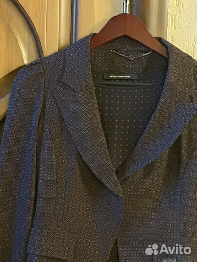 Костюм женский новый