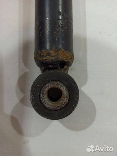 Амортизатор подвески задний Nissan Almera G15 1.6