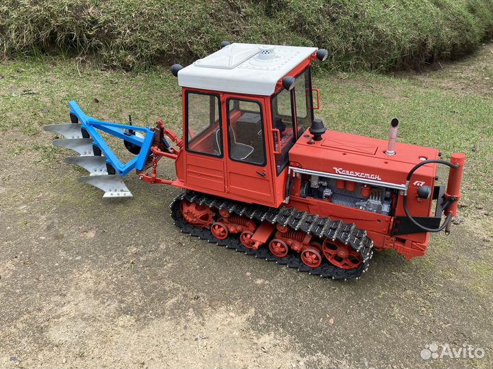RC модель трактора дт-75 мл казахстан