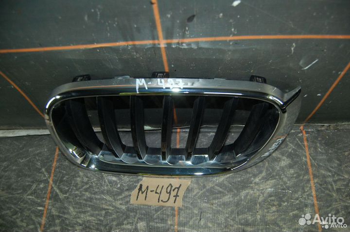 Решетка радиатора левая - BMW X3 F25