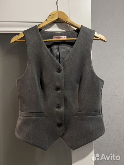 Жилетка женская