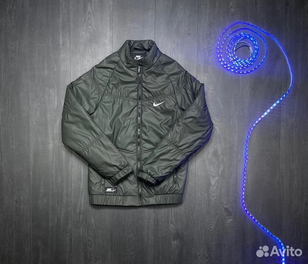Куртка Nike (осень)