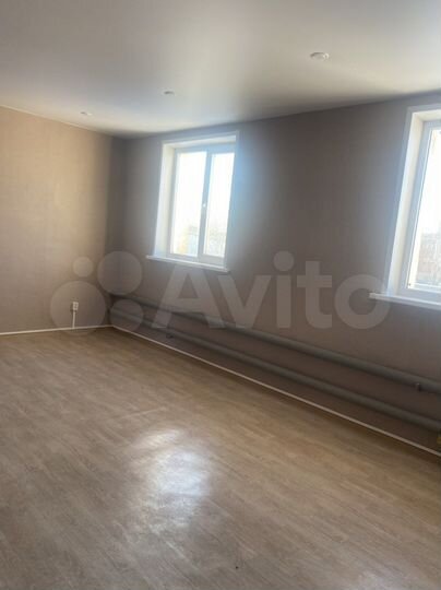 Офис, 140 м² и склад 300 м2