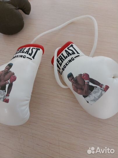 Боксерские перчатки подвеска, брелок