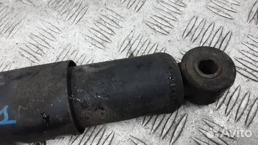 Амортизатор передний mitsubishi pajero sport 1 (3B