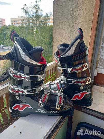 Горнолыжные ботинки 43 размер